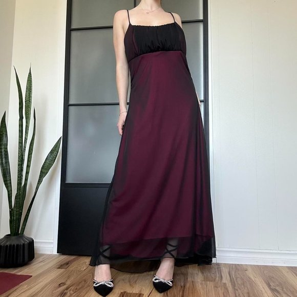 Gorgeous Vintage 90s Whimsygoth Mesh Overlay Ruched Prom Dress - Picture 7 of 8